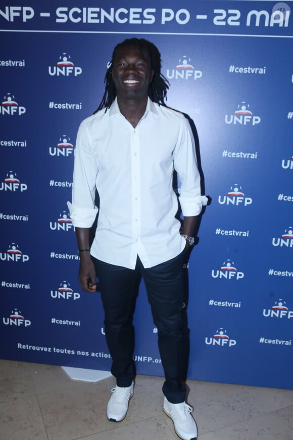 Exclusif - Bafétimbi Gomis - Conférence de presse pour le lancement de la campagne cestvrai par l'UNFP (Tous Unis Pour Un Football Plus Juste) à Sciences Po à Paris le 22 mai 2017. © CVS/Bestimage