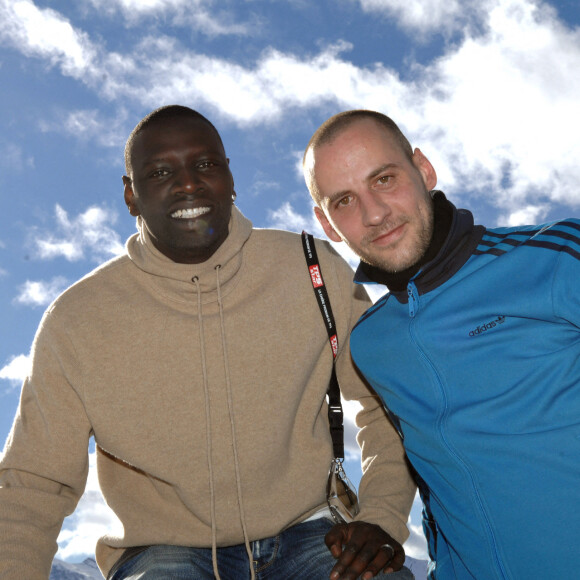 Les humoristes français Omar et Fred posent pendant le photocall du 10e Festival international du film de comédie à L'Alpe d'Huez, France, le 19 janvier 2007. Photo par Guibbaud-Guignebourg/ABACAPRESS.COM