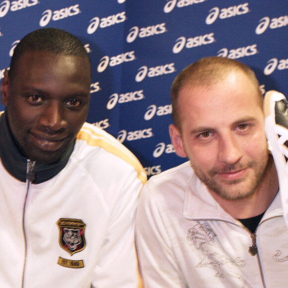 Omar Sy et Fred Testot assistent à la soirée d'ouverture du Show Room d'Asics à Paris, France, le 27 mars 2008. Photo par Edouard Bernaux/ABACAPRESS.COM