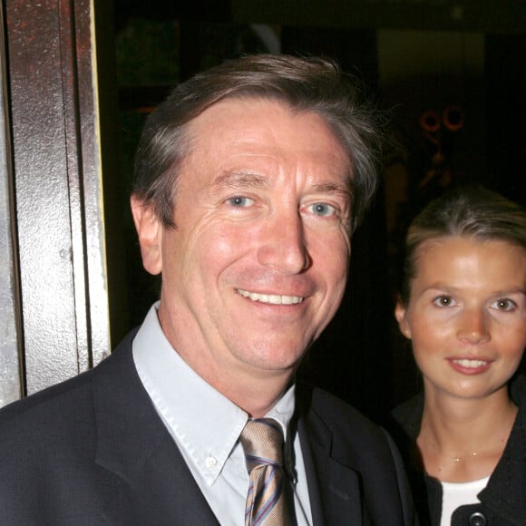 Le journaliste Jacques Legros assiste à la soirée de présentation du livre de la chasseuse de têtes et auteure Catherine Euvrard, 'En avoir ou non', au club 'L'Etoile' à Paris-France le 27 septembre 2004. Photo par Benoit Pinguet/ABACA.