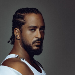 Photo officielle de Slimane pour l'Eurovision