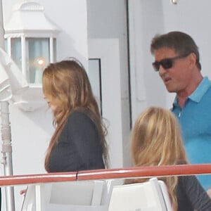 Sylvester Stallone est vu en train de se détendre à l'hôtel Eden Roc pendant le 67e Festival de Cannes, à Antibes, dans le sud de la France, le 15 mai 2014. Photo par XPosure/ABACAPRESS.COM