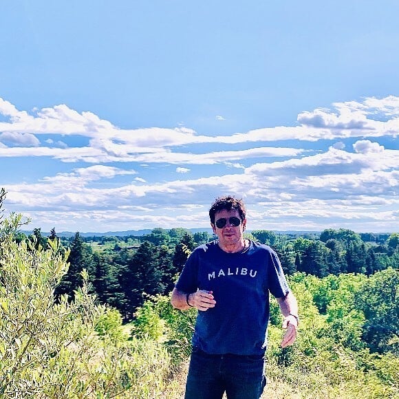 Patrick Bruel dans son domaine de Leos à L'Isle-sur-la Sorgue dans le Vaucluse