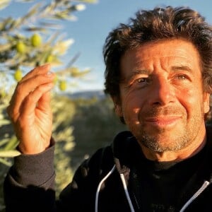 En 2006, Patrick Bruel a acquis une propriété dans le Vaucluse...
Patrick Bruel dans son domaine de Leos à L'Isle-sur-la Sorgue dans le Vaucluse