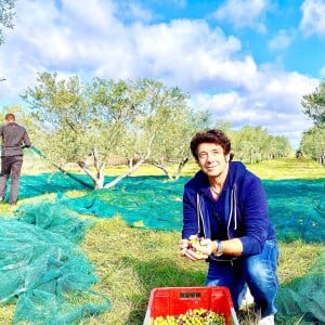 Patrick Bruel dans son domaine de Leos à L'Isle-sur-la Sorgue dans le Vaucluse