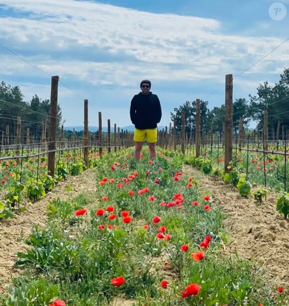 Patrick Bruel dans son domaine de Leos à L'Isle-sur-la Sorgue dans le Vaucluse