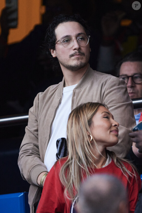 Samuel Bambi - Célébrités dans les tribunes de la demi-finale retour de Ligue des champions entre le PSG face au Borussia Dortmund (0-1) au Parc des Princes à Paris le 7 mai 2024. © Cyril Moreau/Bestimage