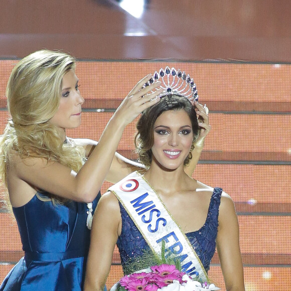 Miss France 2016 - Iris Mittenaere, Miss Nord-Pas-de-Calais élue Miss France 2016 lors du concours organisé à Lille, le 19 décembre 2015.
