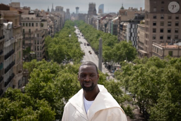 Le comédien a récemment sorti un livre baptisé Viens, on se parle
Omar Sy - Photocall du film "Tirailleurs" lors du BCN Film Festival à Barcelone. Le 26 avril 2023 