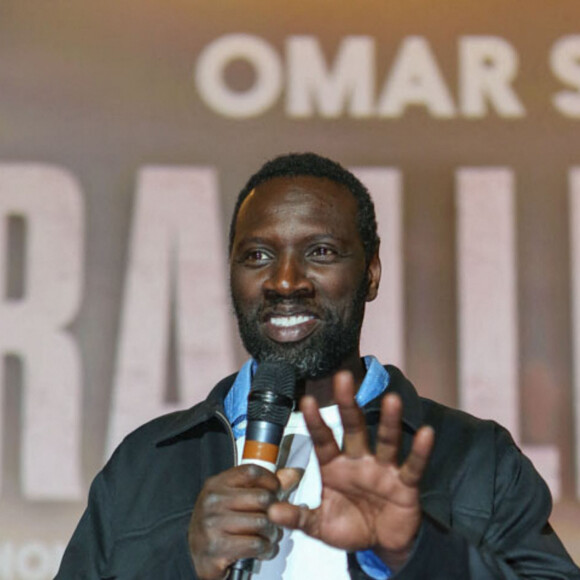 Exclusif - Omar Sy - Avant-première du film "Tirailleurs" au Kinepolis de Lomme le 5 décembre 2022. © Stéphane Vansteenkiste/Bestimage 