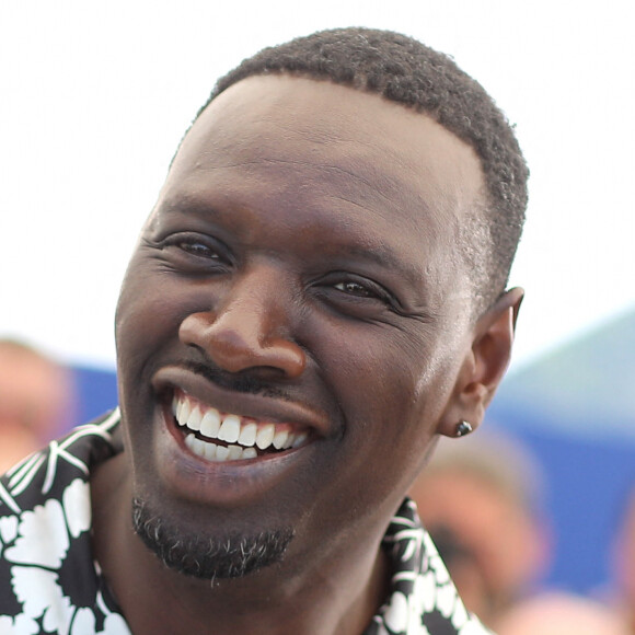 Omar Sy au photocall de "Tirailleurs" lors du 75ème Festival International du Film de Cannes, le 19 mai 2022. © Dominique Jacovides/Bestimage 