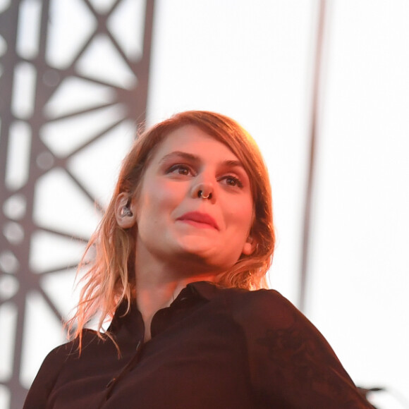 Coeur de Pirate en concert lors du 67ème festival "Nuits du Sud", place du Grand Jardin, à Vence. Le 2 août 2019 © Lionel Urman / Bestimage