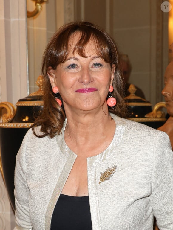 Ségolène Royal lors de la soirée de gala pour la fondation de la recherche en physiologie, les Stethos, au George V à Paris le 18 mars 2024. © Coadic Guirec / Bestimage