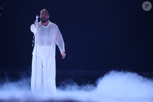 Le Français Slimane ("Mon Amour", 445 points) à L'Eurovision en Suède le 11 mai 2024