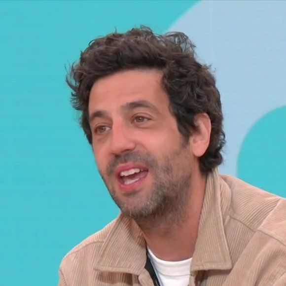 Max Boublil a été l'invité de la matinale de TF1
Max Boublil sur le plateau de "Bonjour !"