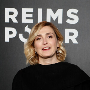 Julie Gayet - Leçon d'actrice par Julie Gayet lors de la 4e édition du Festival Reims Polar au cinéma Opéraims à Reims, France. Le 10 avril 2024. © Christophe Clovis / Bestimage