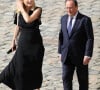 François Hollande et Julie Gayet lors de la cérémonie d'hommage national à Jean-Paul Belmondo à l'Hôtel des Invalides à Paris, France, le 9 septembre 2021. © Dominique Jacovides/Bestimage