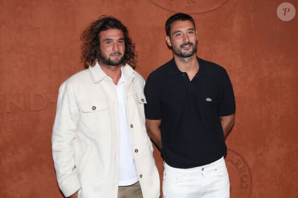 Lucas Frérot et son frère Jérémy Frérot au village (Jour 2) lors des Internationaux de France de Tennis de Roland Garros 2022, à Paris, France, le 23 mai 2022. © Bertrand Rindoff/Bestimage 