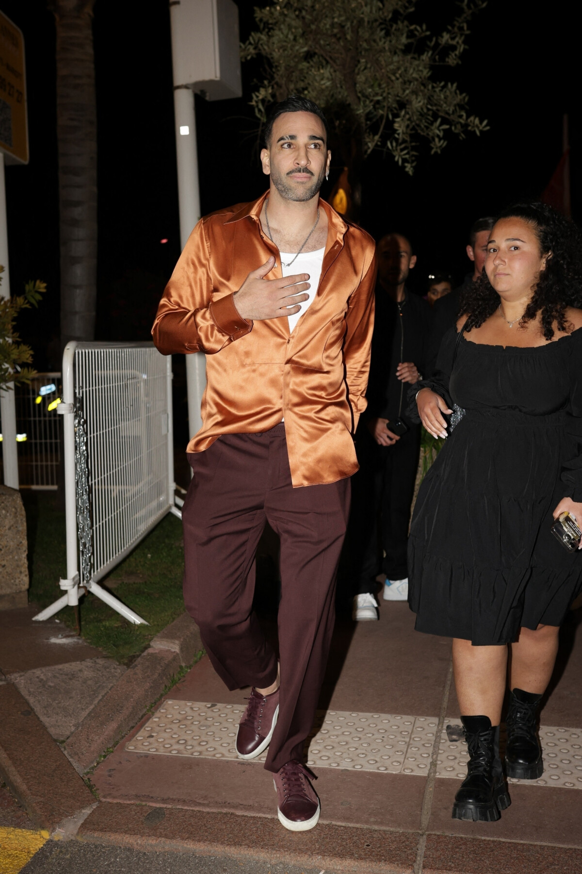 Photo : Adil Rami au Festival de Cannes, France. - Purepeople