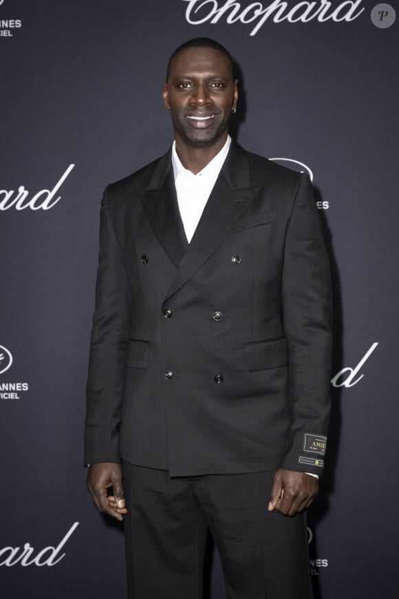 "J'ai des enfants dont l'envergure culturelle dépasse déjà la mienne : ils savent vivre et s'épanouir sur plusieurs continents"
Omar Sy - Photocall du dîner "Trophée Chopard" au Carlton Beach lors du 77ème Festival International du Film de Cannes. Le 17 mai 2024 © Olivier Borde / Bestimage 