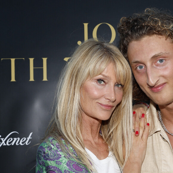 Joalukas Noah avec sa mère Isabelle Camus lors de la soirée d'anniversaire de Joalukas Noah, fils de Yannick Noah et Isabelle Camus, pour ses 18 ans à Paris le 10 juin 2022. © Cyril Moreau / Bestimage 