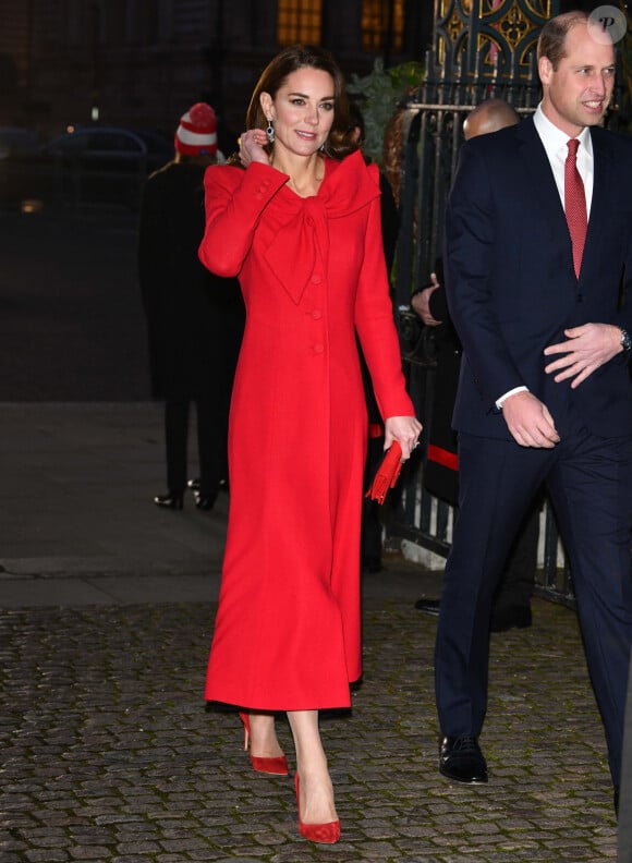 Le prince William, duc de Cambridge, et Catherine (Kate) Middleton, duchesse de Cambridge, assistent au service de chant communautaire Together At Christmas à l'abbaye de Westminster, à Londrtes, Royaume Uni, le 8 décembre 2021. 