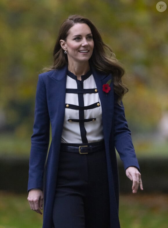 Catherine (Kate) Middleton, duchesse de Cambridge, arrive au musée de la guerre (L'Imperial War Museum London) à Londres, Royaume Uni, le 10 novembre 2021. 