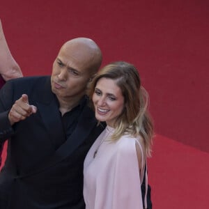 Eric Judor et son épouse ont échangé des regards amoureux, de tendres câlins et des baisers volés.
Montée des marches du film Emilia Perez lors du 77ᵉ Festival International du Film de Cannes. Le 18 mai 2024 © Olivier Borde / Bestimage