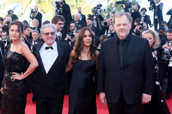 Sidse Babett Knudsen, Daniel Auteuil, Alice Belaïdi, Grégory Gadebois - Montée des marches du film " Marcello Mio " lors du 77ème Festival International du Film de Cannes, au Palais des Festivals à Cannes. Le 21 mai 2024 © Christophe Clovis / Bestimage 