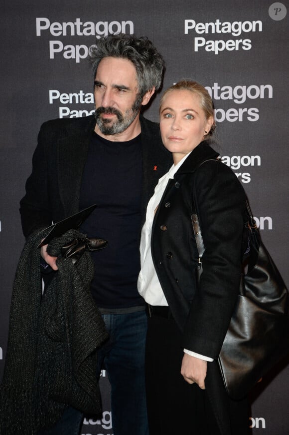 L'actrice était très chic.
Emmanuelle Béart et son compagnon Frédéric Chaudier - Avant-première du film "Pentagon Papers" au cinéma l'UGC Normandie à Paris, le 13 janvier 2018. © Borde-Coadic/Bestimage