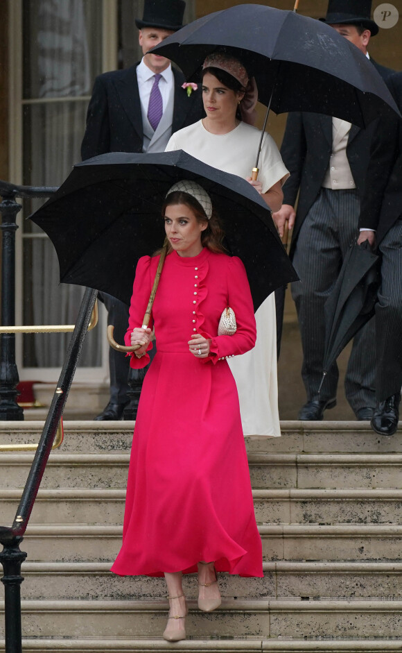 La princesse Beatrice d'York, la princesse Eugenie d'York lors de la "Garden Party du Souverain" au palais de Buckingham à Londres, le 21 mai 2024. 