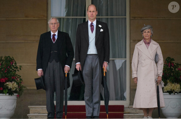 Le prince William, prince de Galles, le prince Richard, duc de Gloucester, et Birgitte Eva van Deurs, duchesse de Gloucester, lors de la "Garden Party du Souverain" au palais de Buckingham à Londres, le 21 mai 2024. 