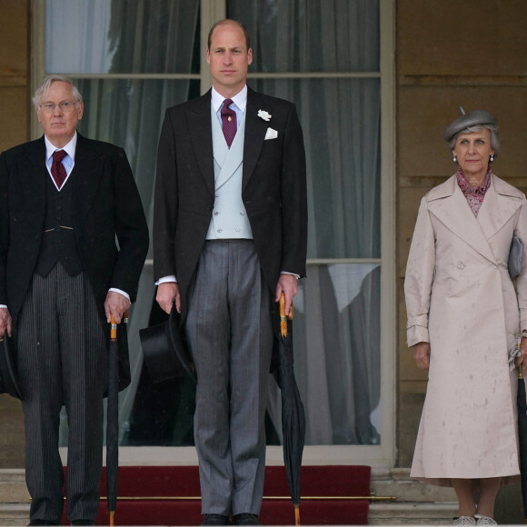 Le prince William, prince de Galles, le prince Richard, duc de Gloucester, et Birgitte Eva van Deurs, duchesse de Gloucester, lors de la "Garden Party du Souverain" au palais de Buckingham à Londres, le 21 mai 2024. 