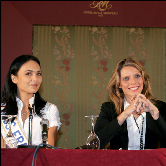 L'occasion pour elle d'évoquer le scandale Valérie Bègue.
Valérie Bègue, Sylvie Tellier et Geneviève de Fontenay