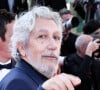 Et l'acteur était particulièrement détendu !
Alain Chabat - Avant-première de "L'Amour Ouf", Tapis Rouge du 77ème Festival de Cannes au Palais des Festivals, le 23 mai 2024. @ David Boyer/ABACAPRESS.COM