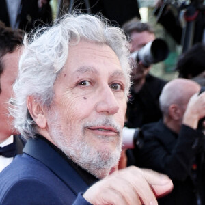 Et l'acteur était particulièrement détendu !
Alain Chabat - Avant-première de "L'Amour Ouf", Tapis Rouge du 77ème Festival de Cannes au Palais des Festivals, le 23 mai 2024. @ David Boyer/ABACAPRESS.COM