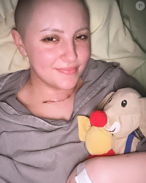 Une candidate de "The Voice" se bat contre un cancer de la thyroïde
