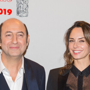 Kad Merad et Julia Vignali assistant au dîner de gala suivant la 44e cérémonie des César, qui s'est tenue au Fouquet's à Paris, le 22 février 2019. Nicolas Genin/ABACAPRESS.COM