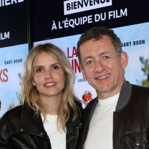 Des avant-premières ont été organisées en Gironde le 25 mai 
La réalisatrice-actrice Laurence Arné et Dany Boon - Avant-première du film "La Famille Hennedricks" au cinéma CGR Villenave-d'Ornon (Gironde), le 25 mai 2024.