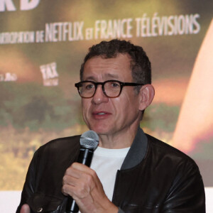 La productrice Caroline Arné, la réalisatrice-actrice Laurence Arné et Dany Boon - Avant-première du film "La Famille Hennedricks" au cinéma CGR Villenave-d'Ornon (Gironde), le 25 mai 2024.