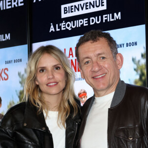 La réalisatrice-actrice Laurence Arné et Dany Boon - Avant-première du film "La Famille Hennedricks" au cinéma CGR Villenave-d'Ornon (Gironde), le 25 mai 2024.