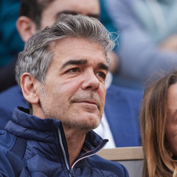 Xavier de Moulins et sa femme Anaïs Bouton - Célébrités dans les tribunes des Internationaux de France de tennis de Roland Garros 2024 à Paris le 26 mai 2024. © Moreau-Jacovides/Bestimage 