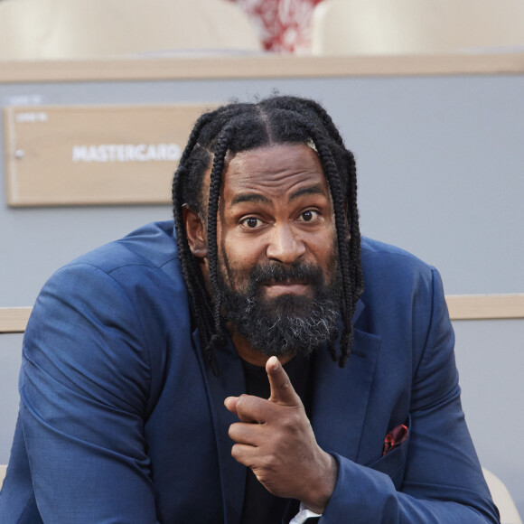 Ronny Turiaf - Célébrités dans les tribunes des Internationaux de France de tennis de Roland Garros 2024 à Paris le 26 mai 2024. © Moreau-Jacovides/Bestimage 