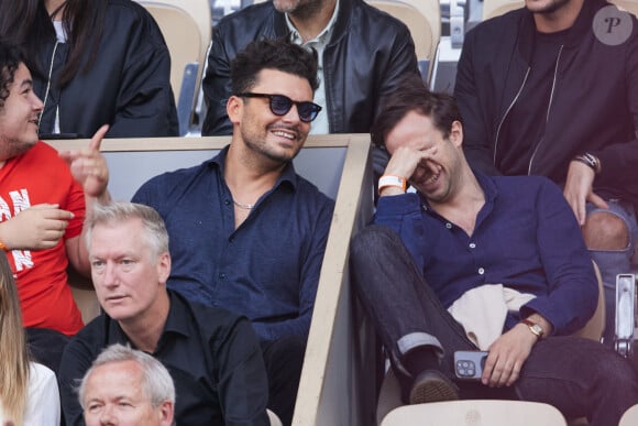 Kev Adams - Célébrités dans les tribunes des Internationaux de France de tennis de Roland Garros 2024 à Paris le 26 mai 2024. © Moreau-Jacovides/Bestimage .