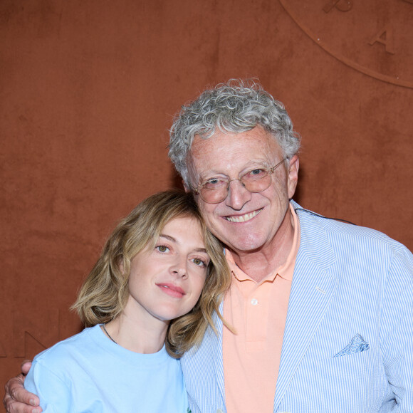 Nelson Monfort et sa fille Victoria Monfort - Personnalités au Village lors des Internationaux de France de tennis de Roland Garros à Paris. Le 31 mai 2023 © Cyril Moreau / Bestimage