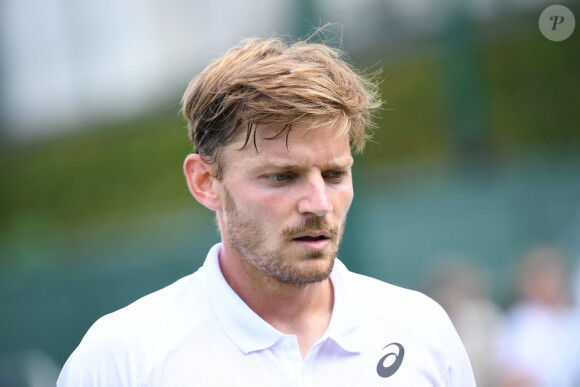 "Certains sont plus là pour foutre le bordel que pour mettre l'ambiance. Aujourd'hui, quelqu'un m'a craché son chewing-gum", raconte David Goffin

Le Belge David Goffin bat l'Argentin S.Baez (6-1, 6-2, 6-4) lors du tournoi de tennis de Wimbledon, le 29 juin 2022. © Chryslene Caillaud / Panoramic / Bestimage