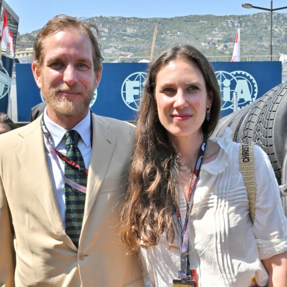 Andrea Casiraghi célèbre son quarantième anniversaire
Andrea Casiraghi et sa femme Tatiana Santo Domingo - La famille princière de Monaco assiste aux séances d'essais qualificatives du 80ème Grand Prix de Monaco de Formule 1 à Monaco. © Bruno Bebert/Bestimage 