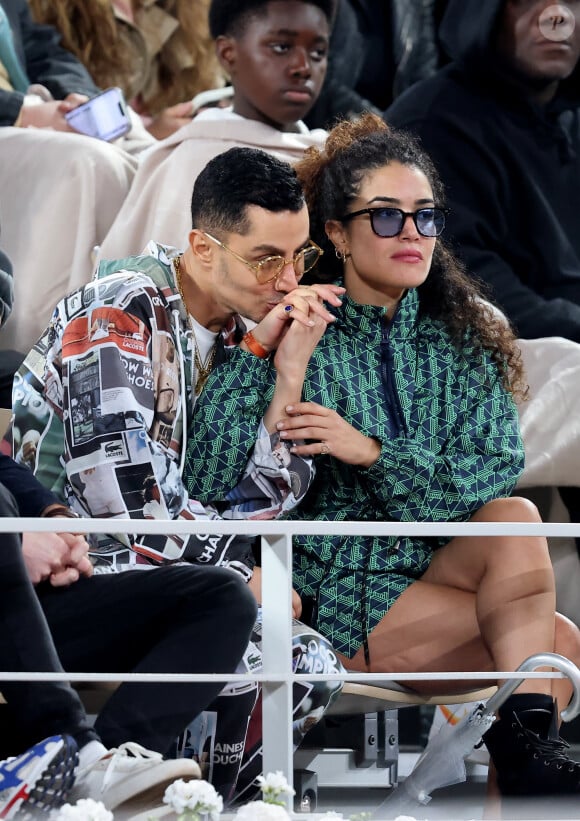 En 2019, il a été très remarqué dans le film Tu mérites un amour d'Hafsia Herzi.
Djanis Bouzyani et Sabrina Ouazani dans les tribunes des Internationaux de France de tennis de Roland Garros 2024 à Paris, France, le 1er juin 2024. © Jacovides-Moreau/Bestimage 