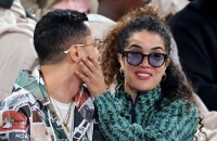 PHOTOS Sabrina Ouazani à Roland-Garros : fous rires, danse... et bisous ! Elle se lâche en tribunes avec un célèbre acteur