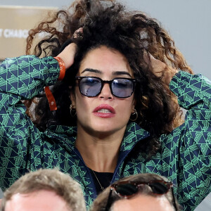 Sabrina Ouazani dans les tribunes des Internationaux de France de tennis de Roland Garros 2024 à Paris, France, le 1er juin 2024. © Jacovides-Moreau/Bestimage 